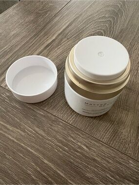 BNIB❗️Matter of Fact Minimalist Moisturizer
